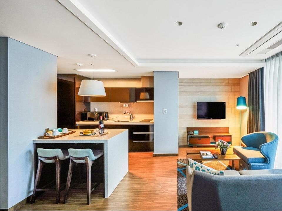 Haeundae Wide Ocean View & Residence ปูซาน ภายนอก รูปภาพ